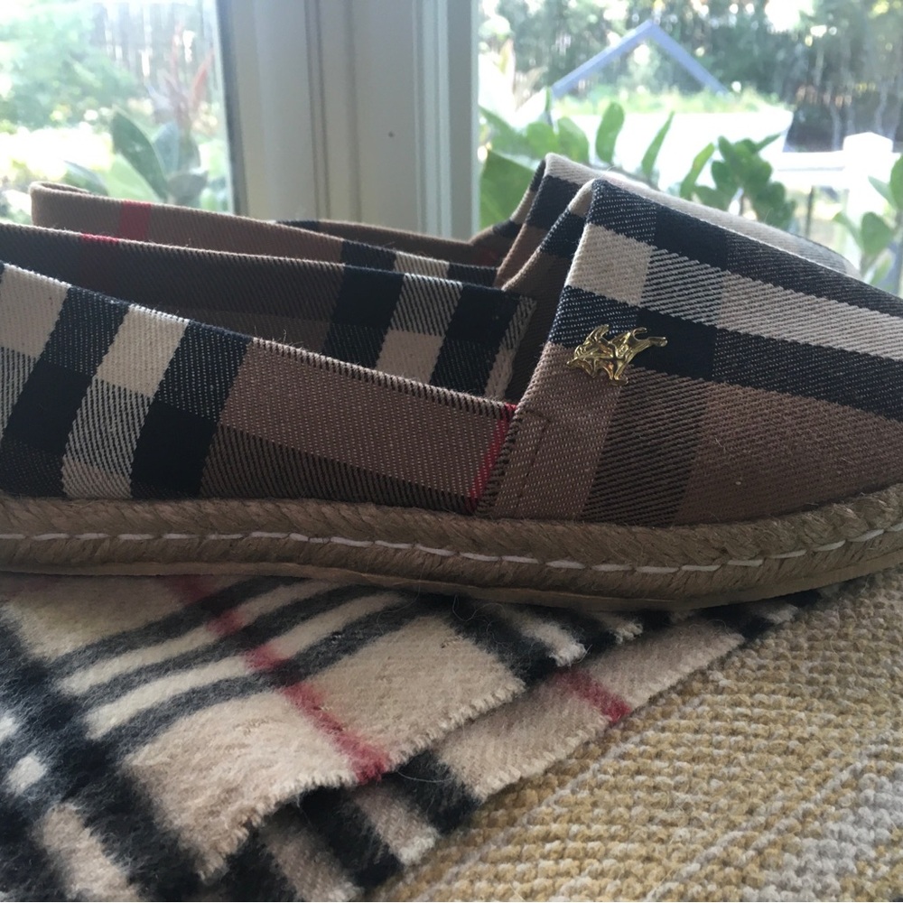 Burberry Beige, Black and Pink Nova Check Espadrille Flats - Picture 4 of 6